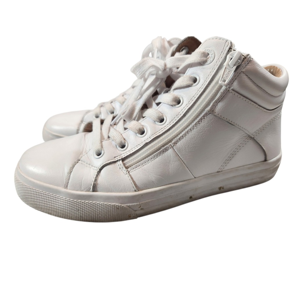 Taos Winner High Top Sneakers Women 8.5 White Leather Side Zip WNR-14003